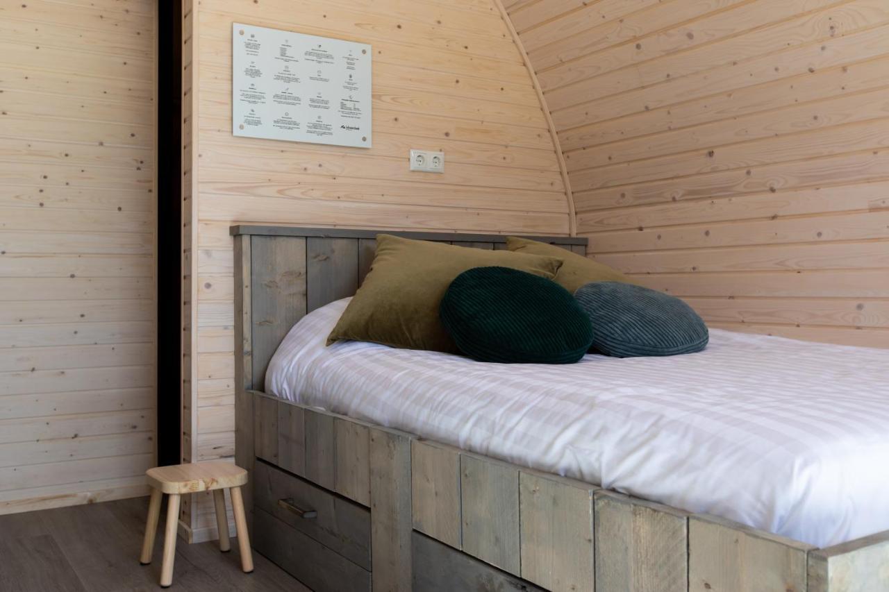 Pod Huisje Met Hottub Dokkum Eksteriør bilde