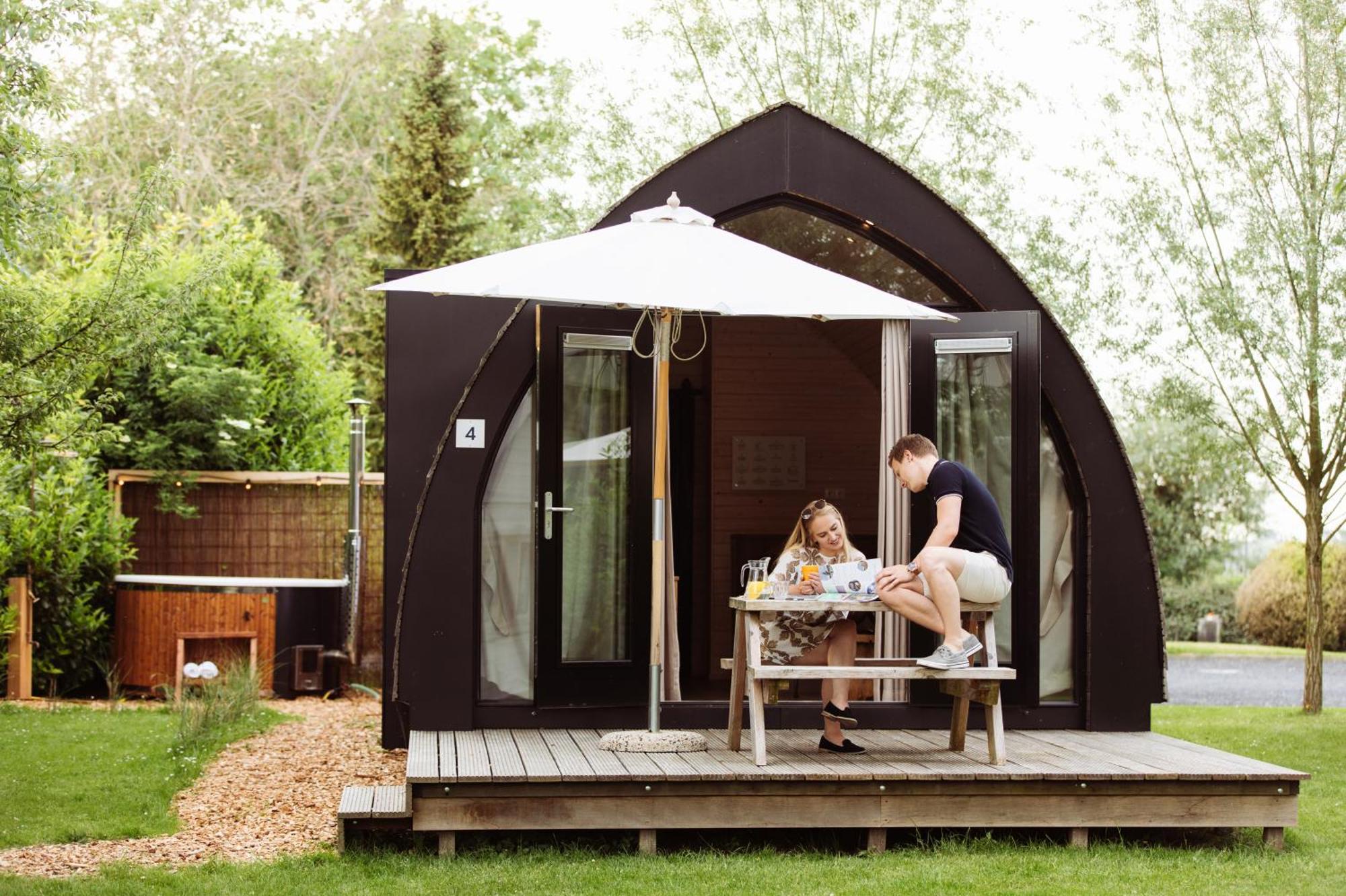 Pod Huisje Met Hottub Dokkum Eksteriør bilde